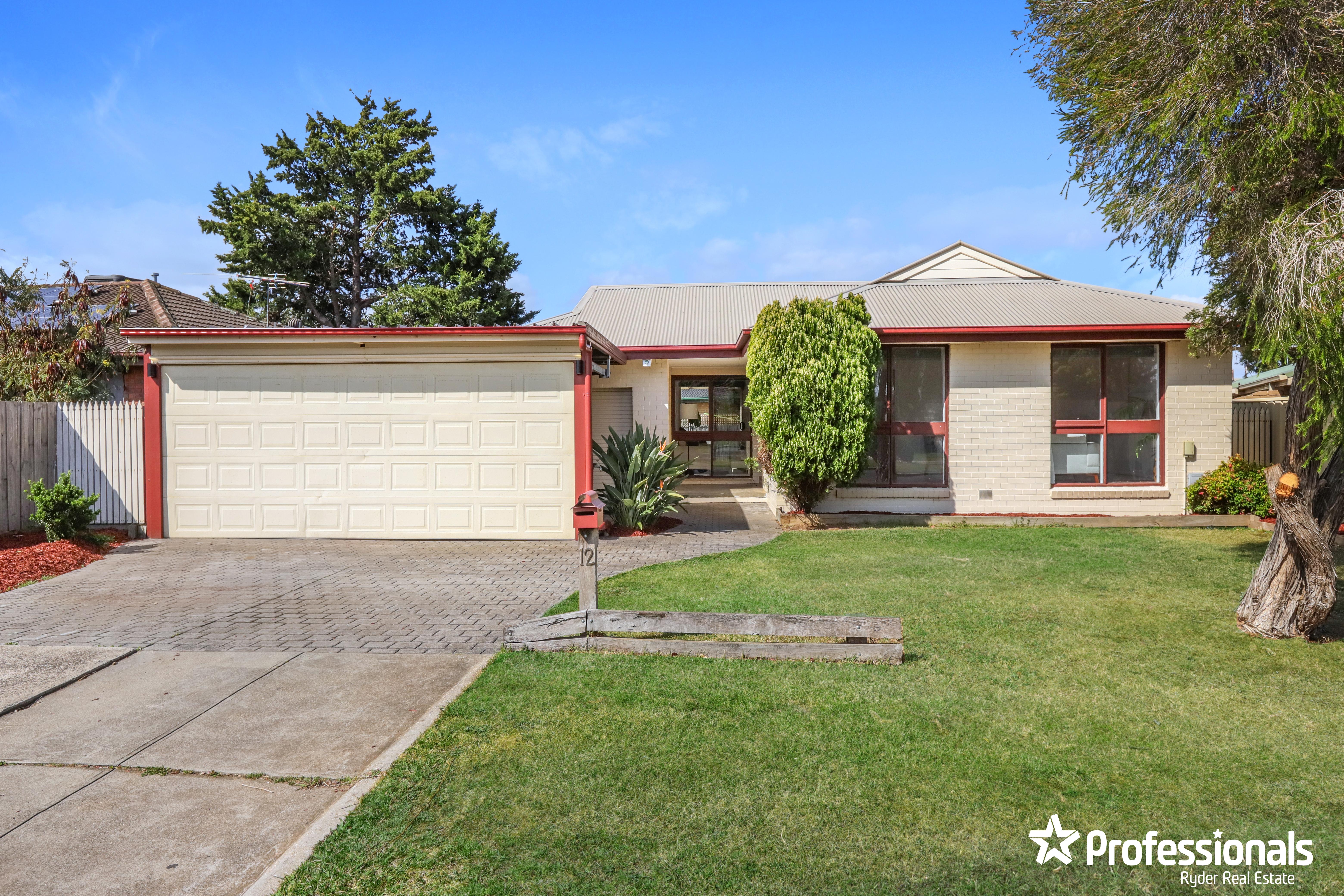 12 EDINBURGH PL, MELTON WEST VIC 3337, 0 Schlafzimmer, 0 Badezimmer, House