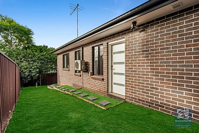 3A Kitava Place, Glenfield, NSW 2167, 2 Bedrooms, 2 Bathrooms, Apartment
