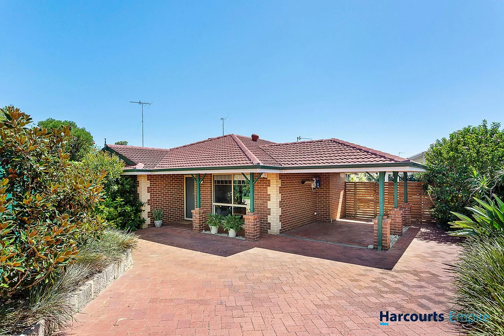 49A Weaponess Road, Scarborough, WA 6019