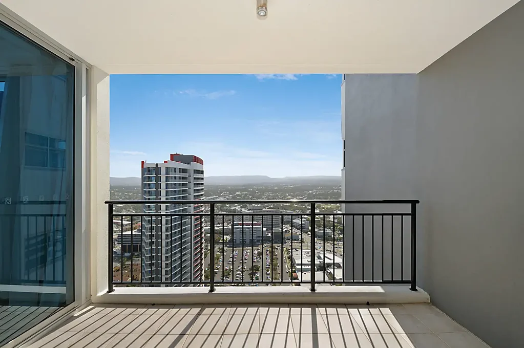 Southport 1બેડરૂમ International Seller liquidates - Great CBD Apartment, Must be Sold !
