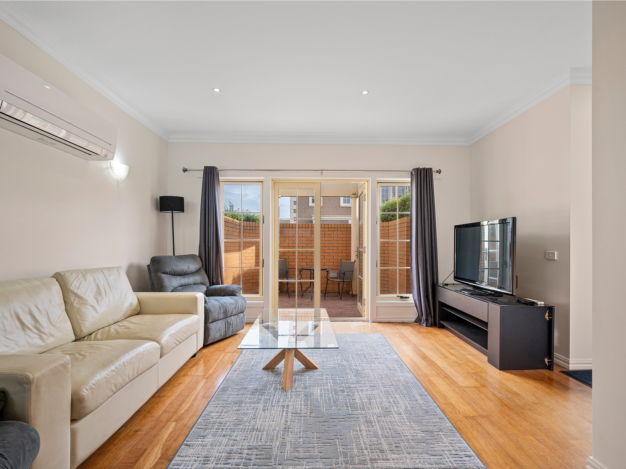 16 LOCH ARD PL, WARRNAMBOOL VIC 3280, 0部屋, 0バスルーム, Townhouse