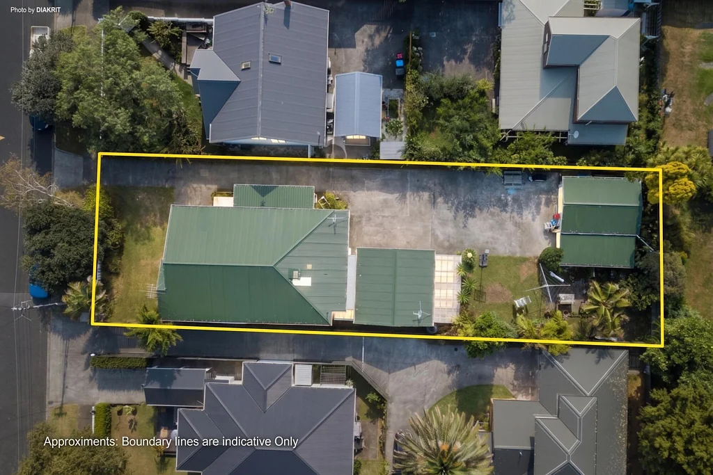 Mount Albert 4Zimmer Huge Potential. Connected Mt Albert Location