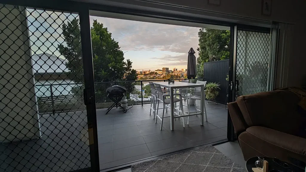 West Gladstone 2部屋 Modern Furnished Apartment in Great Central Location