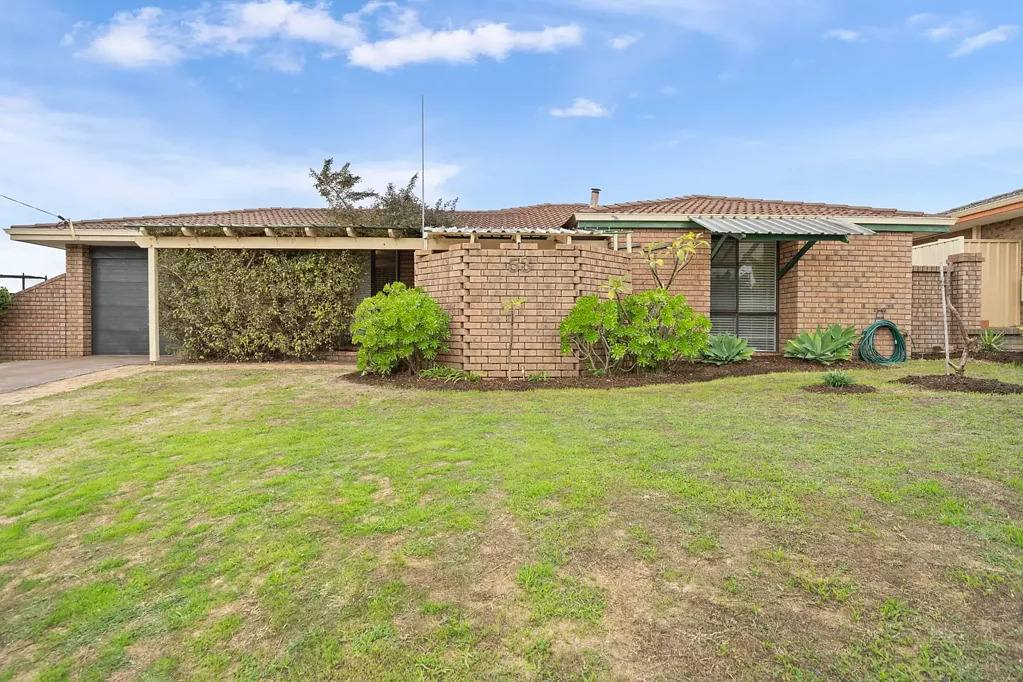 53 Christmas Avenue, Heathridge, WA 6027
