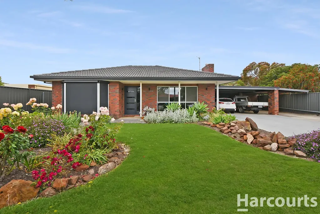 9 Birch Avenue, Horsham, VIC 3400
