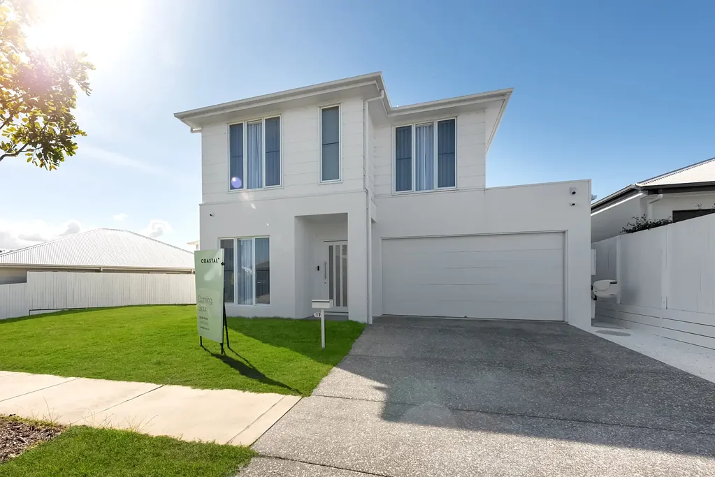 19 Regina Street, Coomera, QLD 4209, 5 slaapkamers, 2 badkamers, House
