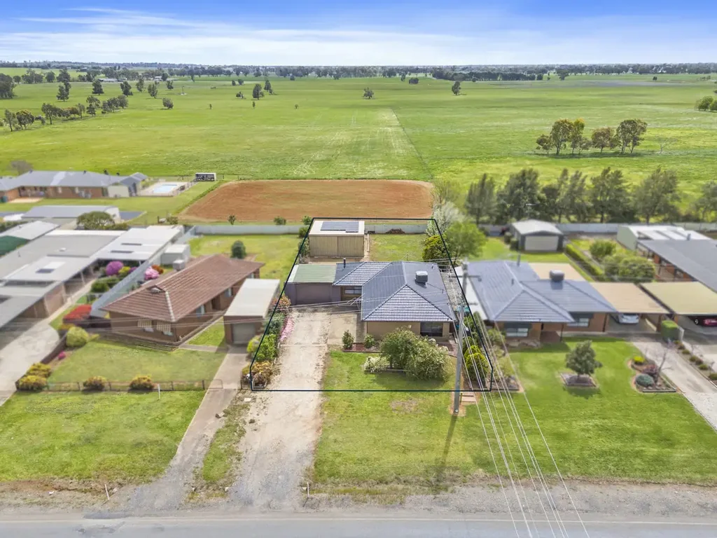 136 Redlands Road, Corowa, NSW 2646