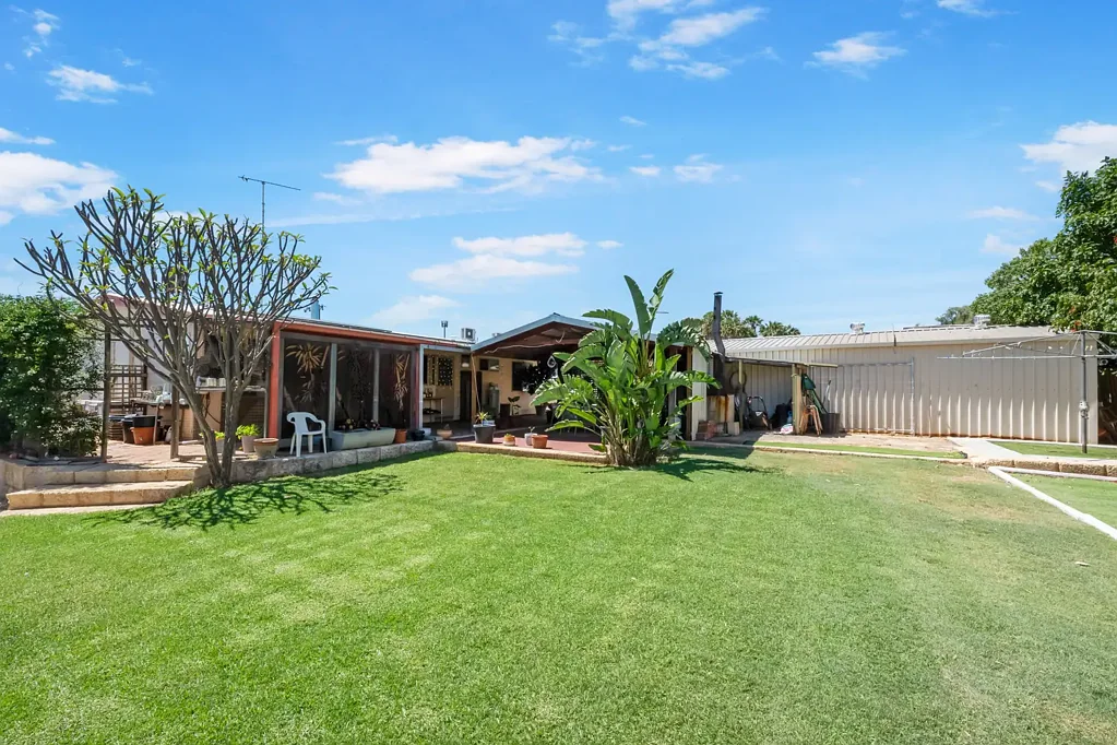 3 Victoria Road, Mingenew, WA 6522