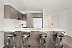 803/215-217 Pacific Highway, Charlestown