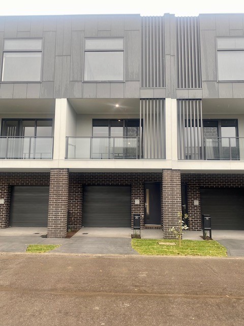 20 CUSHEN PL, BROADMEADOWS VIC 3047, 0 rūma, 0 rūma horoi, Townhouse