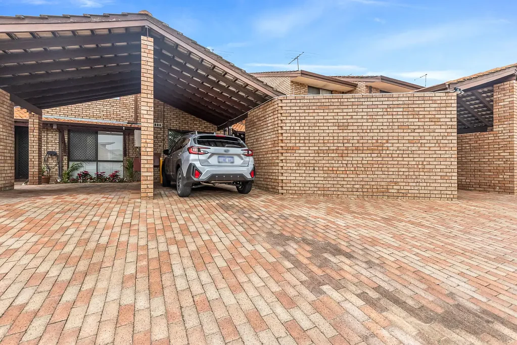 Bicton 2房  Ready For You To Move Into!