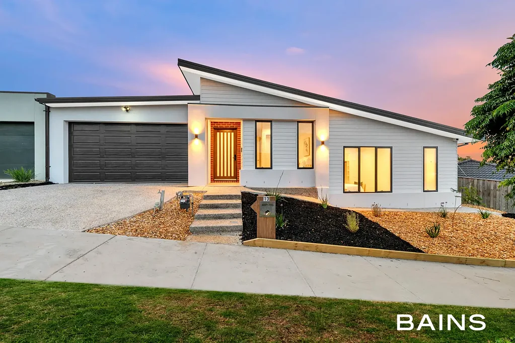 13 Echelon Road, Doreen, VIC 3754