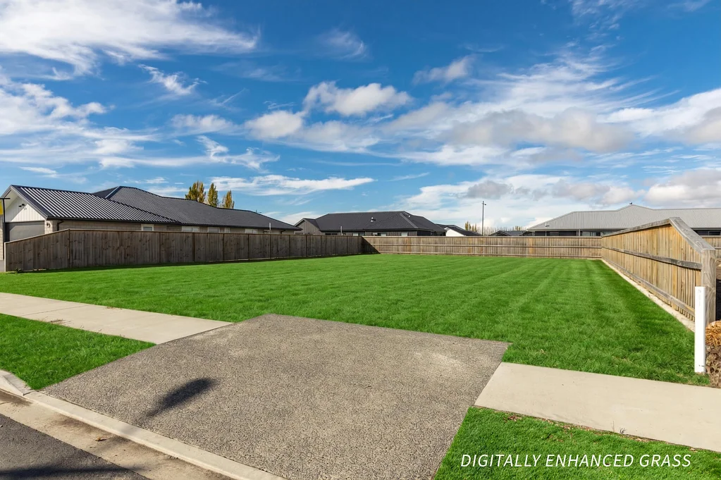 Redwoodtown Fully Fenced Section With Title In Place