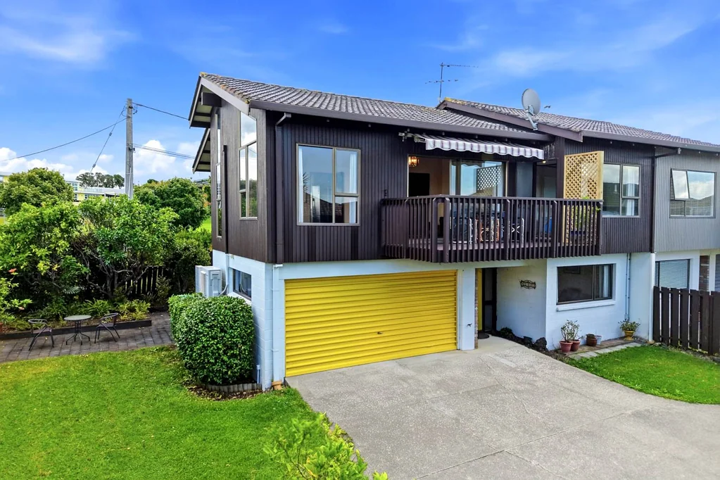 87D Aberdeen Road, Castor Bay, North Shore City, Auckland