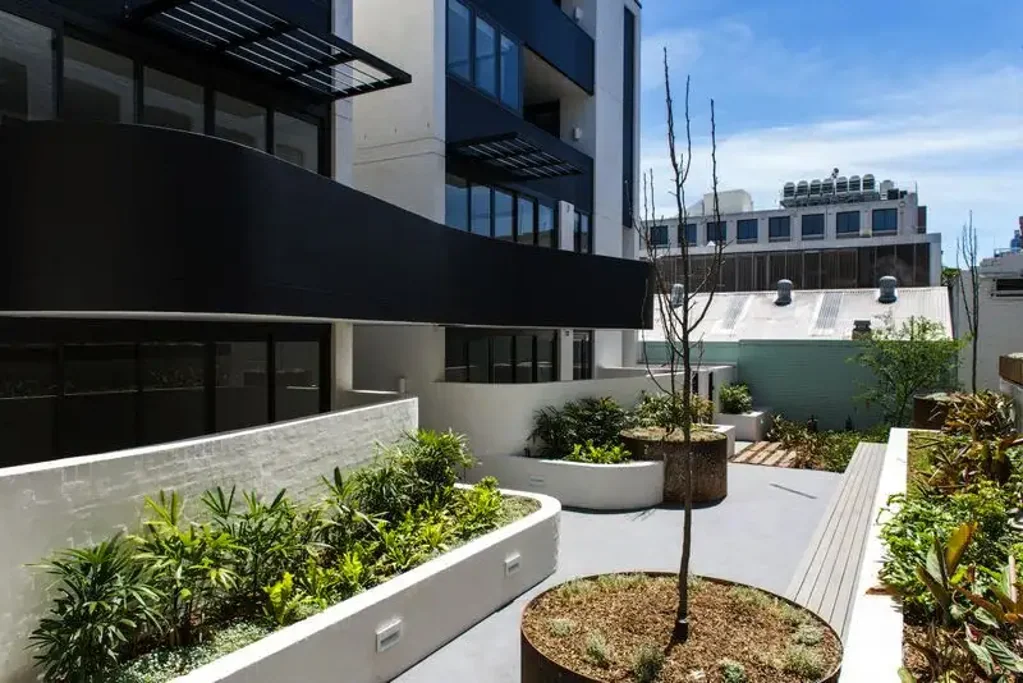 Modern Garden Apartment in the Heart of Redfern