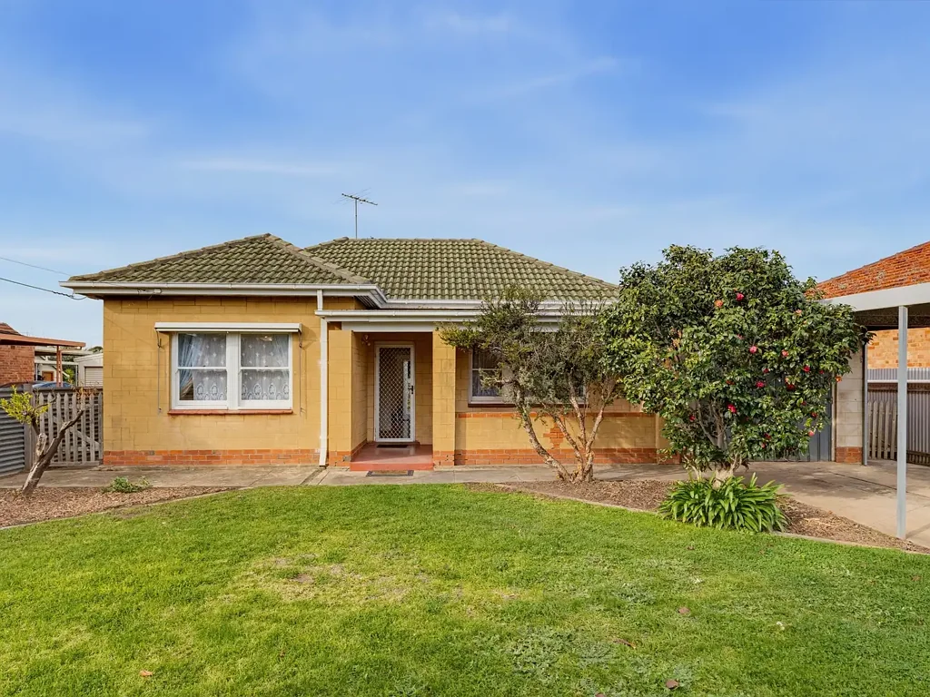 Croydon Park 3બેડરૂમ Potential plus!
