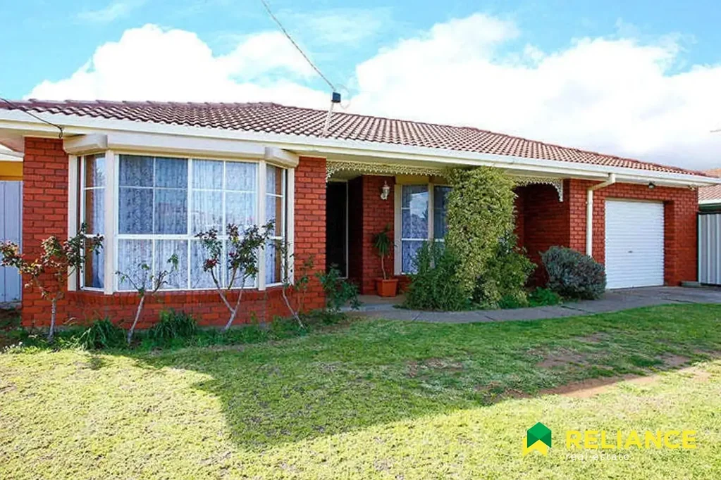 30 Malleehen Street, Werribee, VIC 3030