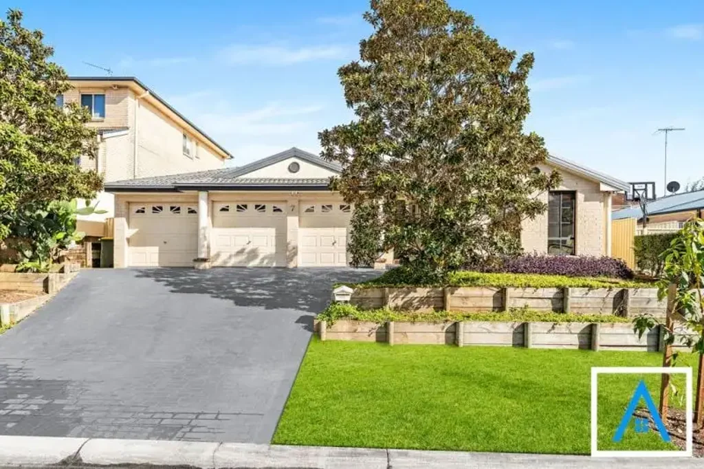 7 Gabriel Circuit, Blair Athol, NSW 2560