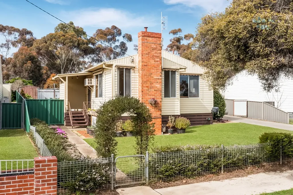 77 Panton Street, Golden Square, VIC 3555