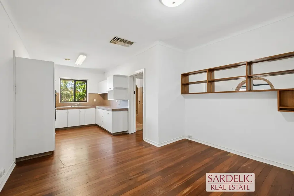 SPACIOUS CHARACTER HOUSE