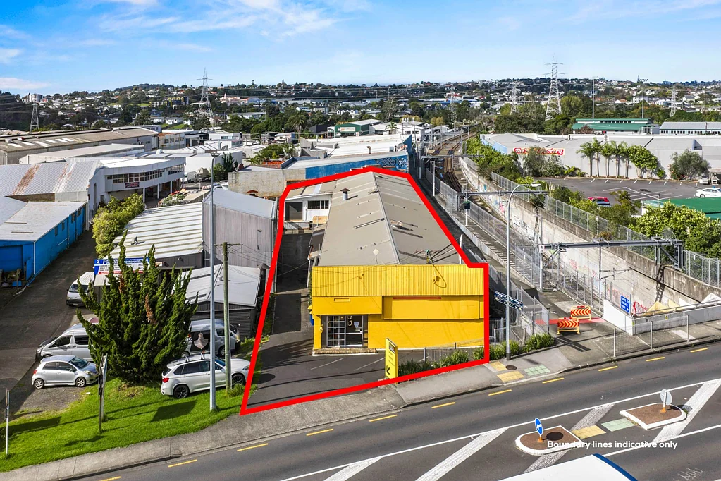 New Lynn FREEHOLD STANDALONE PROPERTY
