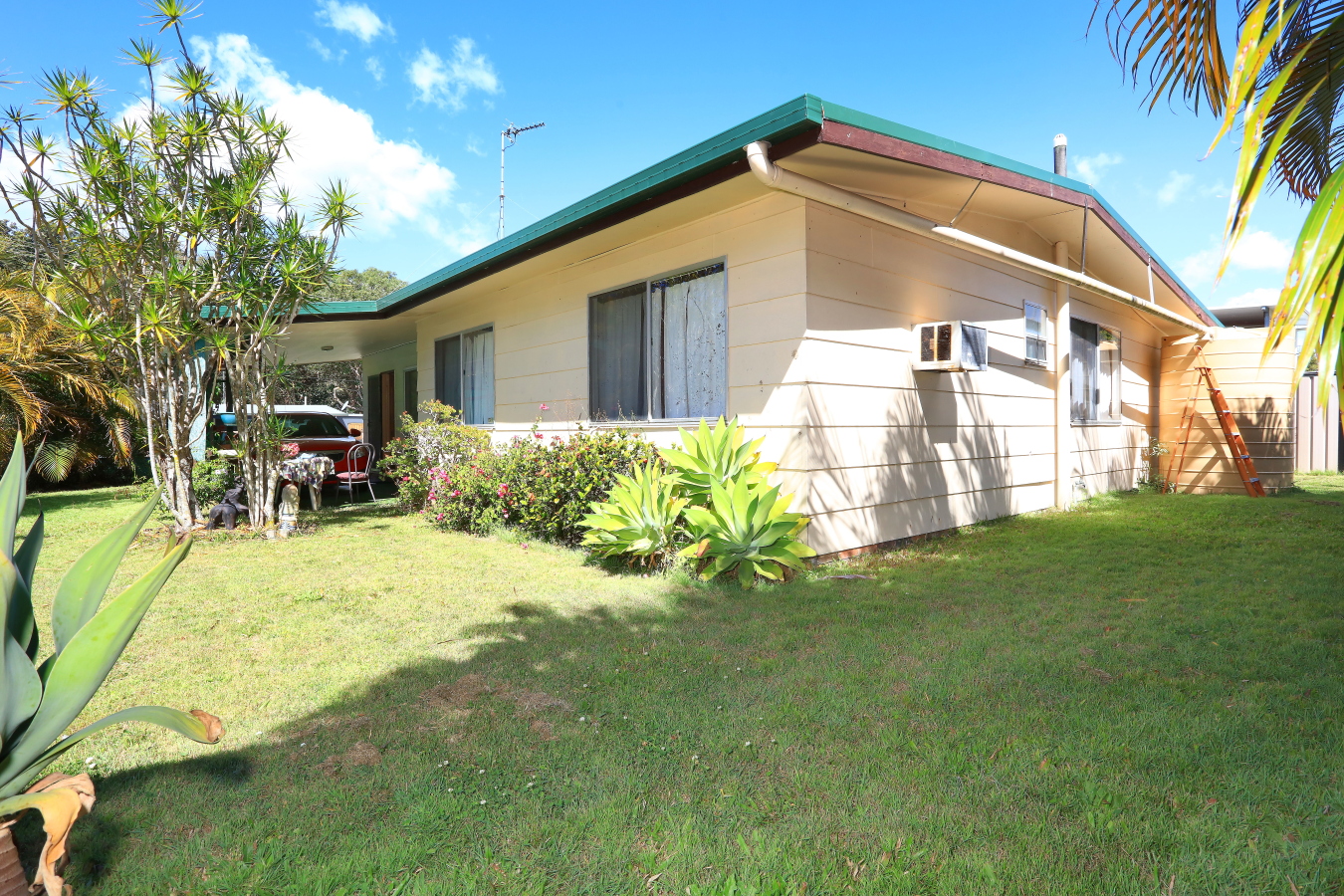 16 HOCKING ST, ARUNDEL QLD 4214, 0房, 0浴, House