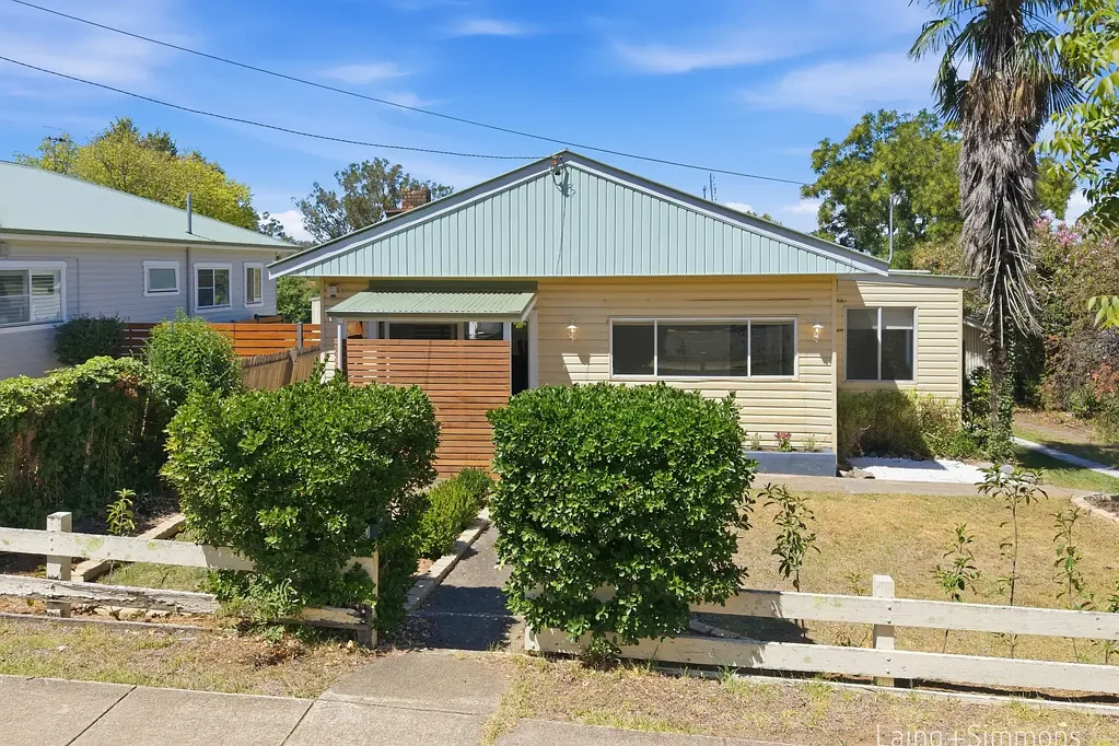 9 Marsh Street, Armidale, NSW 2350
