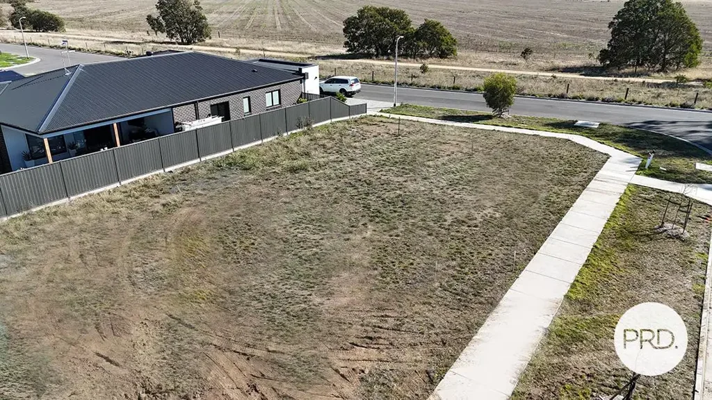 Lucas Big Block. Great Views. Ready to Build.