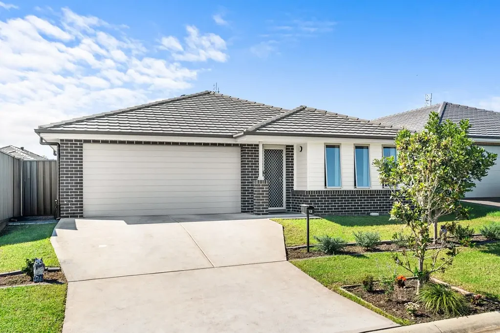 12 Canterbury Street, Hamlyn Terrace, NSW 2259