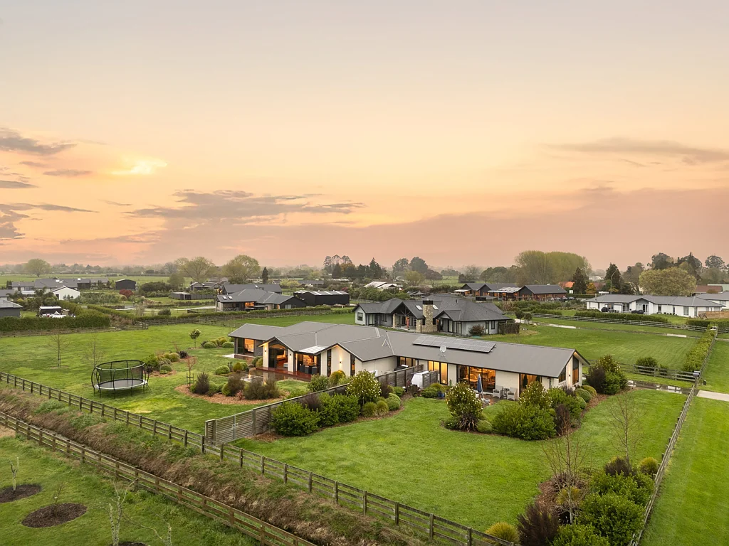 Te Kowhai  Prime Lifestyle + Multi Generational flexibility!