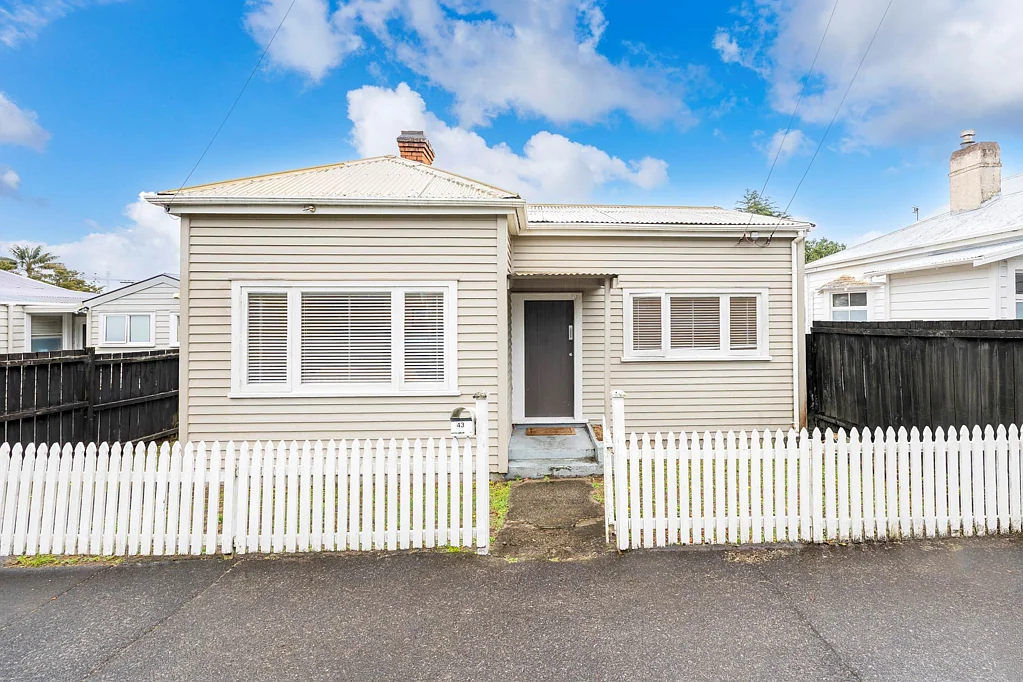 Mount Eden 3房  Eden Park On Your Doorstep