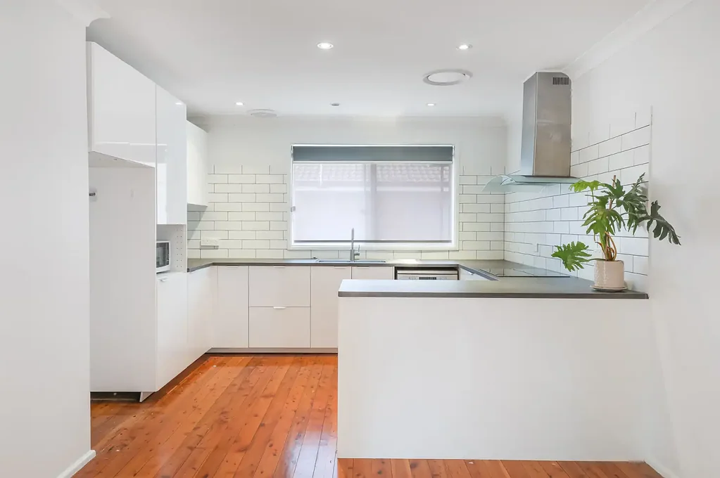Coastal Convenience in the Heart of Fairy Meadow