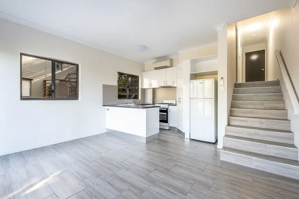 Baybreeze I/5 Eastview Lane, Longreach, QLD 4803