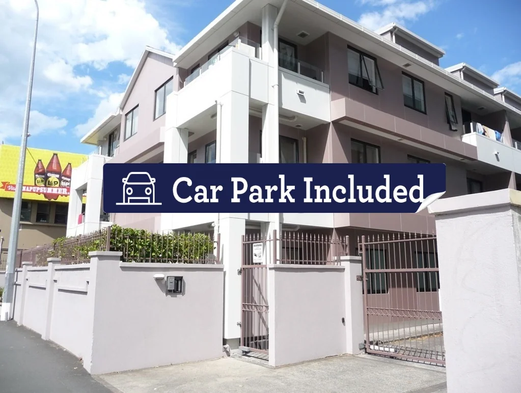 One Bedroom Apartment with A Carpark