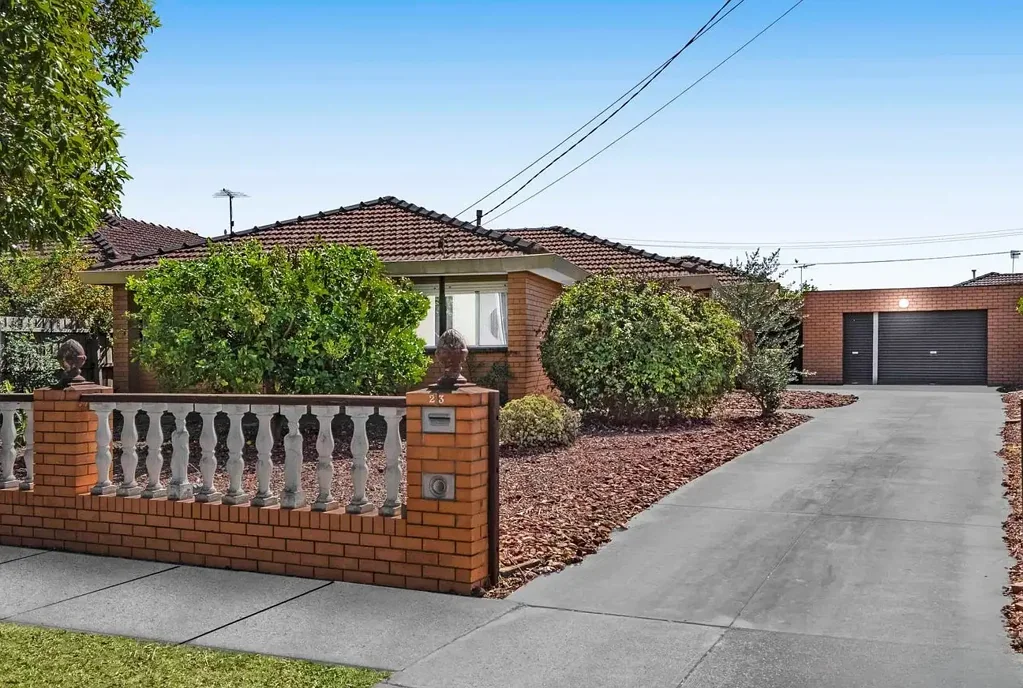 Charming Family Home in Sunshine West