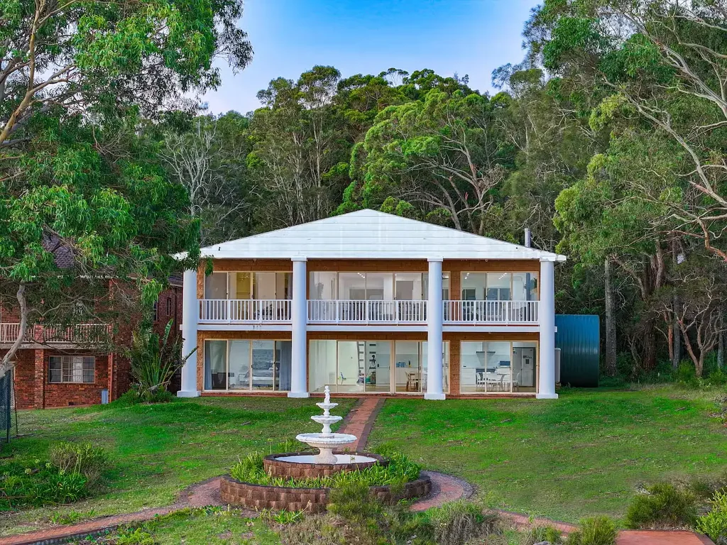 North Arm Cove 7房  Waterfront Elegance – A Lifestyle Beyond Compare