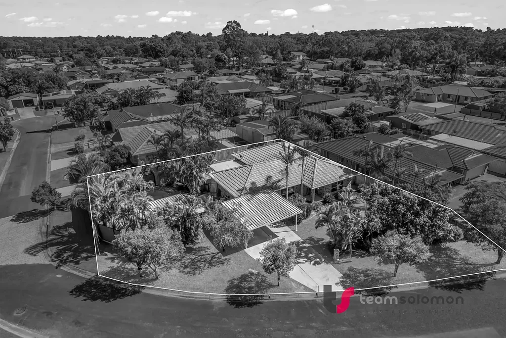 5 Fairway Drive, Redland Bay, QLD 4165