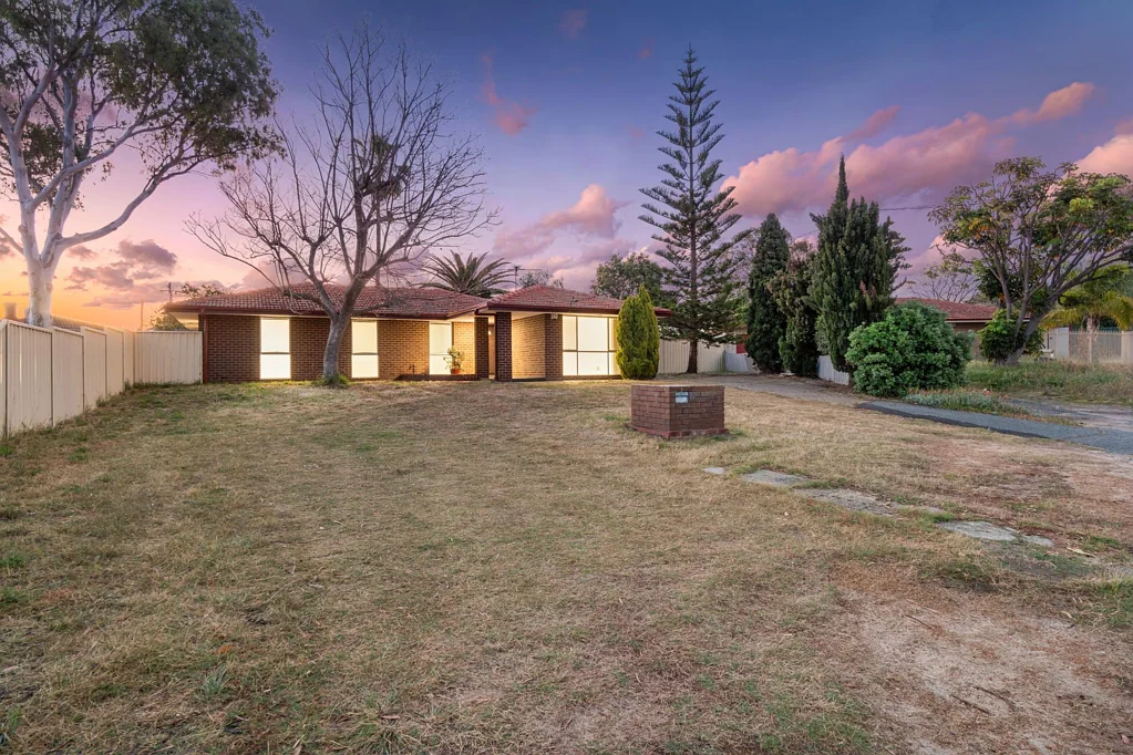 11 Puglia  Place, Koondoola, WA 6064