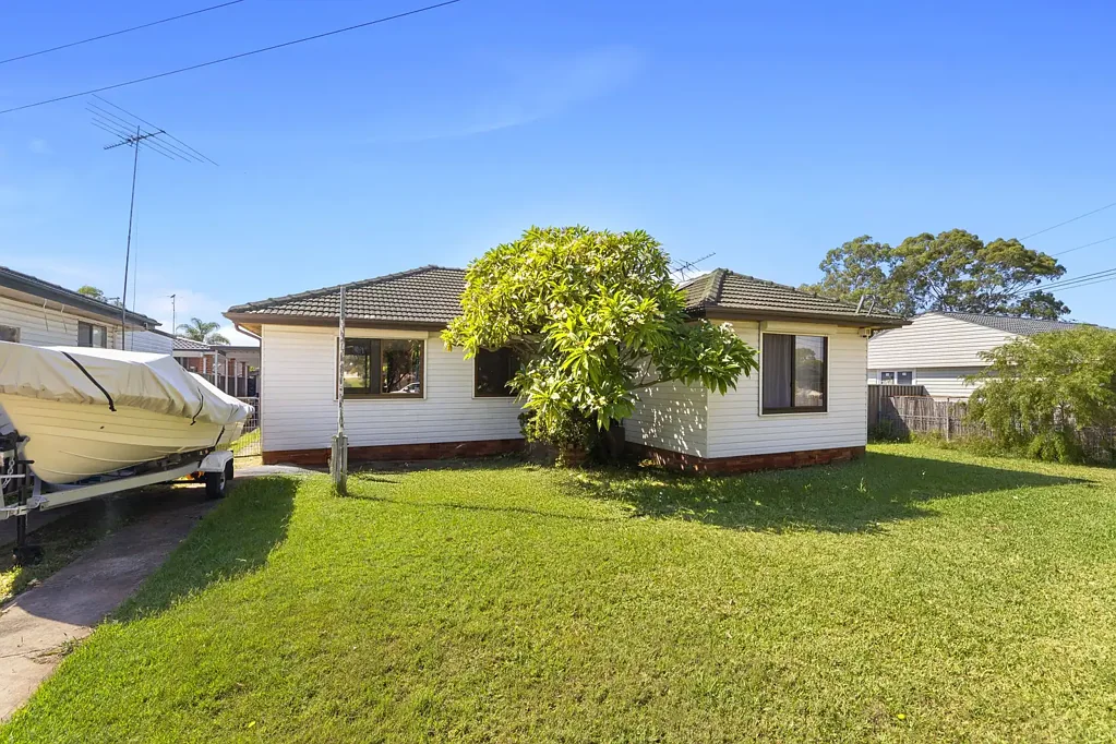 21 Kendee Street, Sadleir, NSW 2168