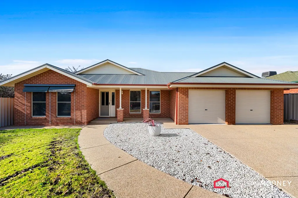 86 Yentoo Drive, Glenfield Park, NSW 2650