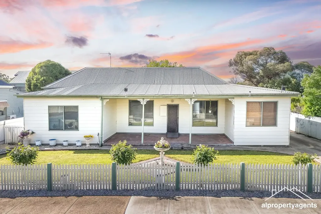 Horsham 4房  A Versatile Home in a Convenient Central Location