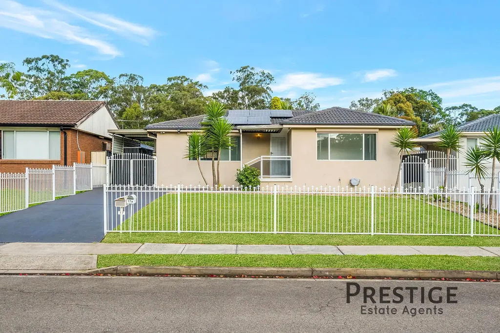Renovated Entertainer Close to Local Attractions