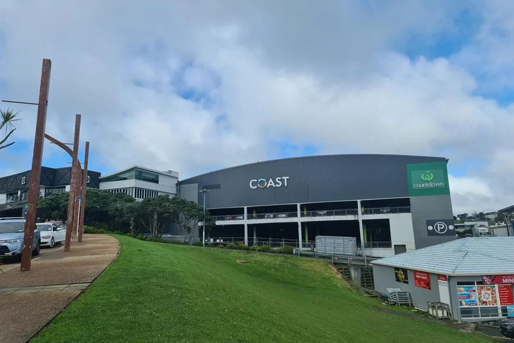 Stanmore Bay Retail Shop for Lease