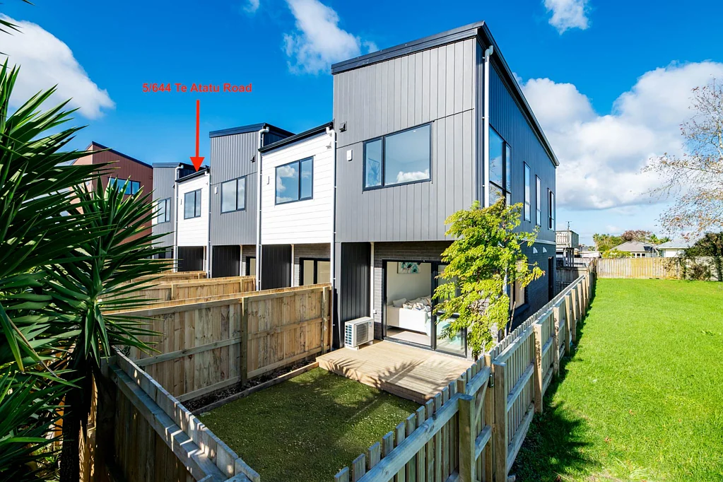 Te Atatu Peninsula 2部屋 Parkside Living!