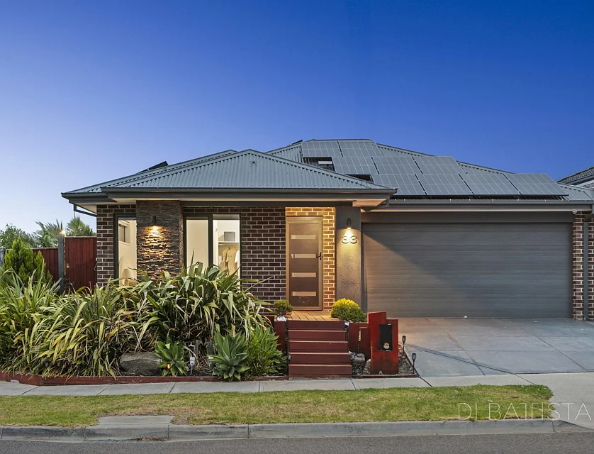 33 Rathdowne Drive, Mickleham, VIC 3064, 3 રૂમ, 2 બાથરૂમ, House