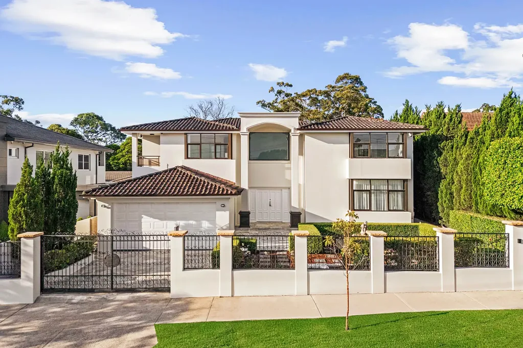 Strathfield 8部屋 Entertainer's haven boasting resort style elegance on 1012sqm off parkside living