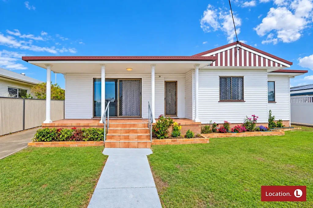 Walkervale 3 Bedroom Fresh, Spacious & Packed With Potential on 1,358m² Grounds with 4 Bay Shed!