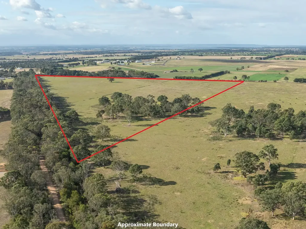 Bairnsdale 37.7 HECTARES CLOSE TO BAIRNSDALE