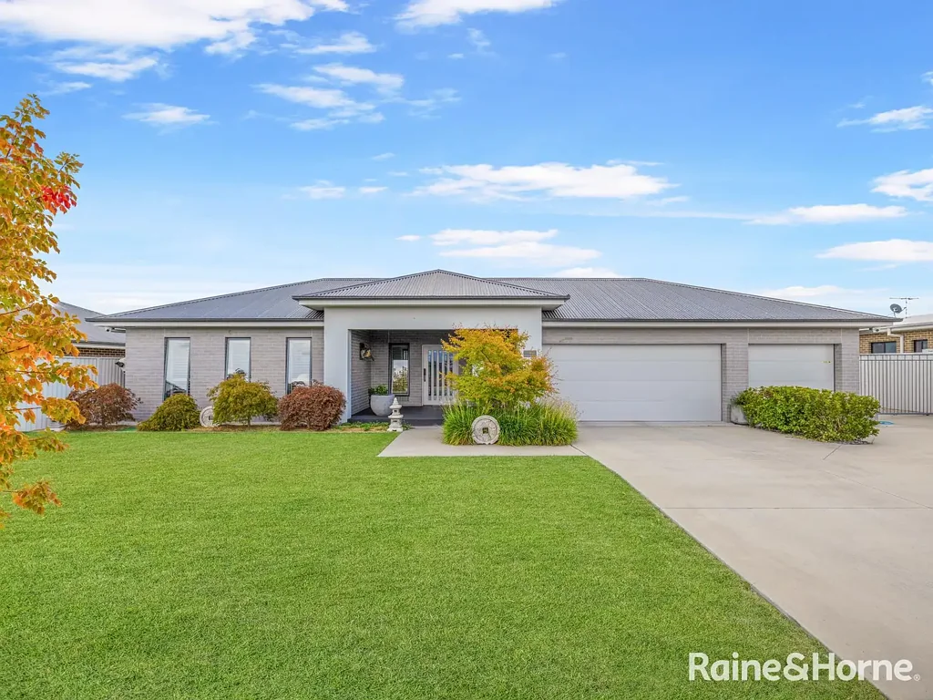 4 Carrol Avenue, Eglinton, NSW 2795