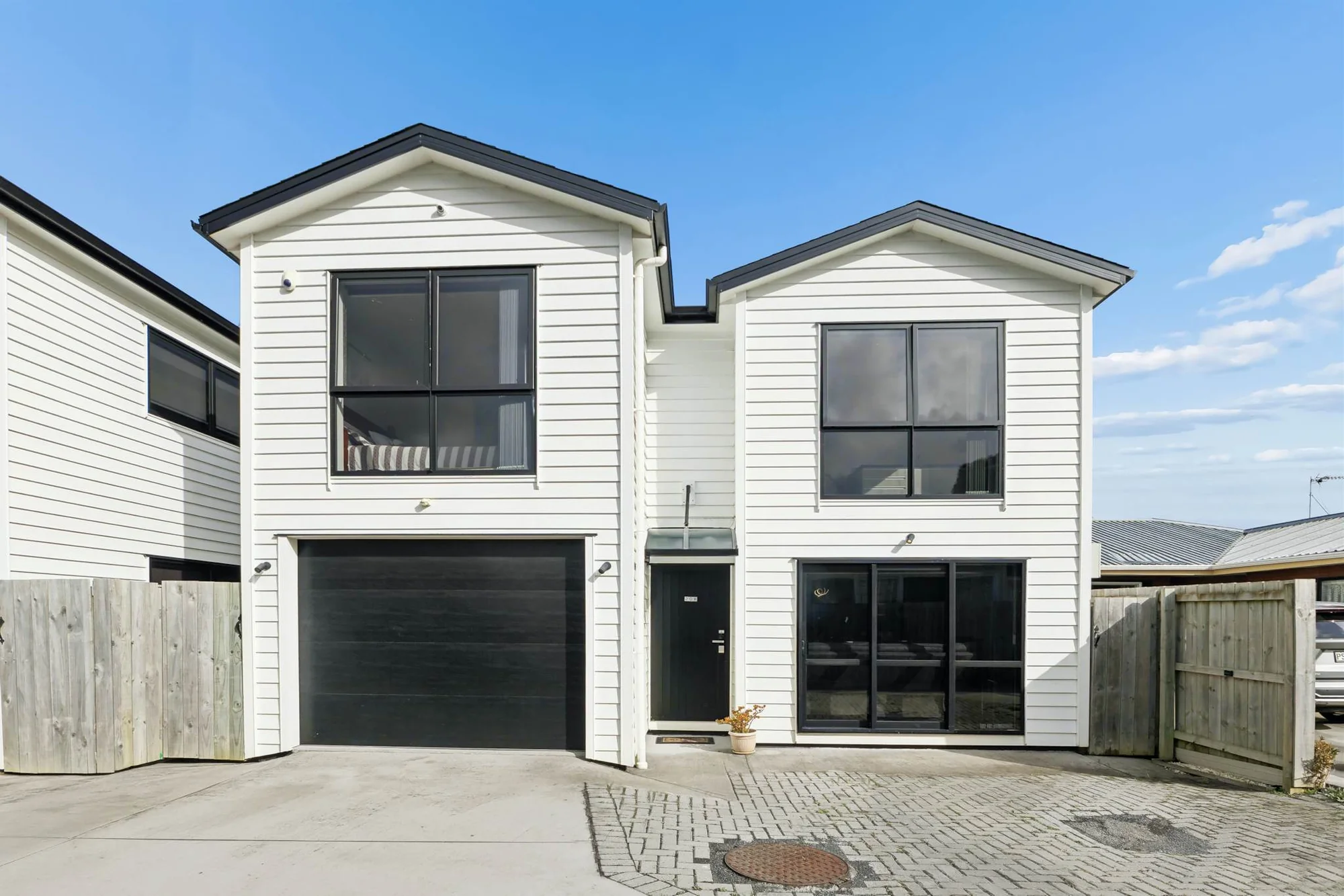 Papatoetoe 4બેડરૂમ Modern Standalone Living with Homestay Income